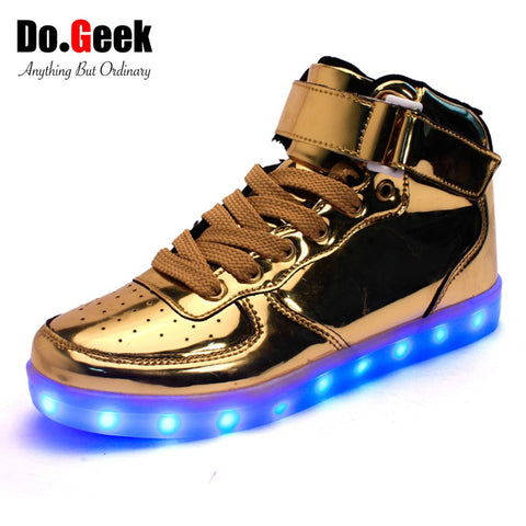 DoGeek LED 라이트 업 신발 골드 높은 최고 남성 zapatos 하늘에 불빛이 도라도 패션 LED USB 충전 실버 레드 남녀 캐주얼 신발